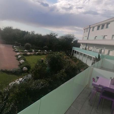 Appartamento A 20 Mt Dal Mare Calambrone Exterior foto